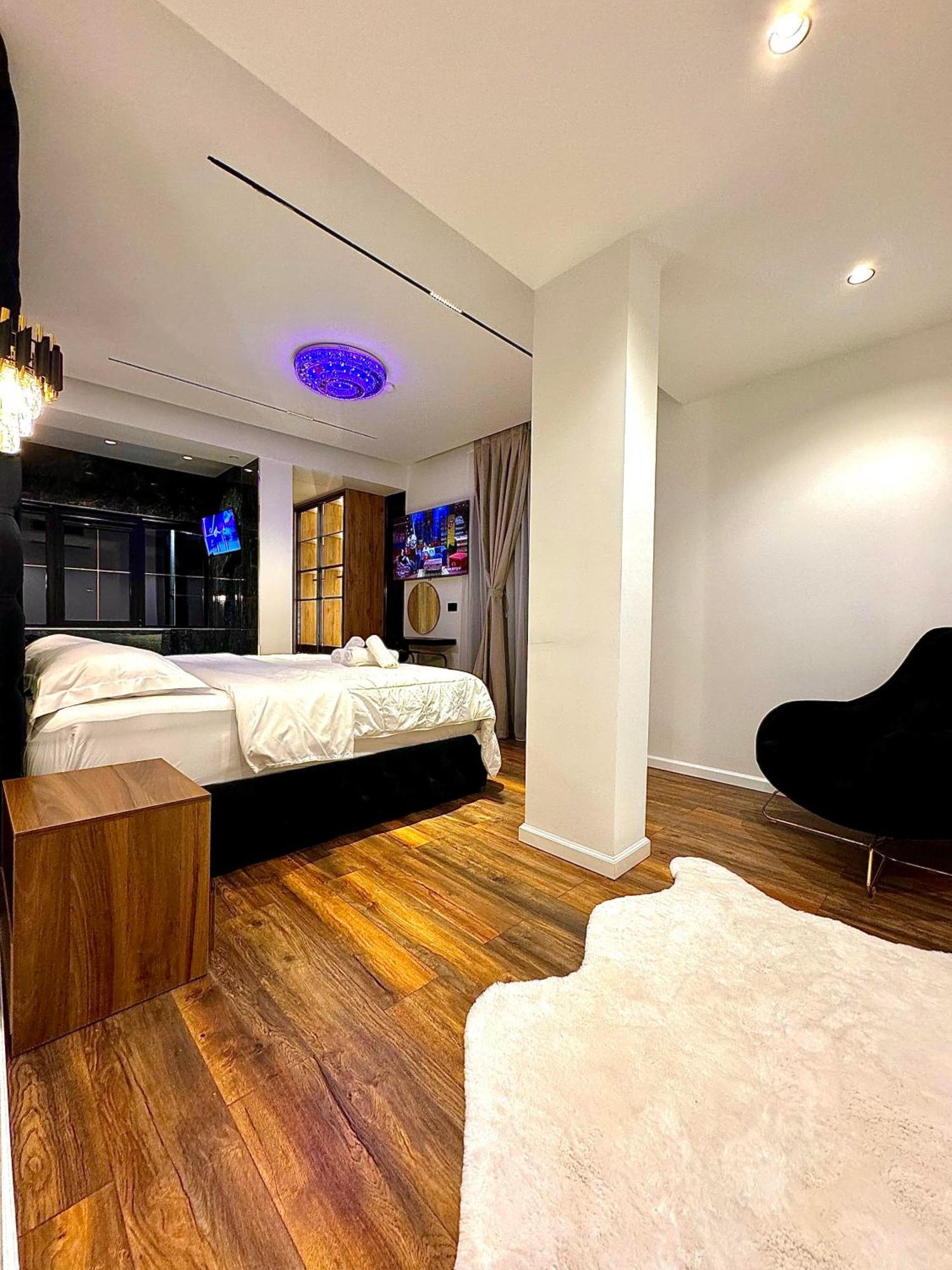 Boutique Hotel Empire Of Martin Гирокастра Экстерьер фото